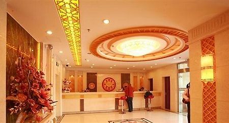 Southwest Hotel - Урумчи Экстерьер фото