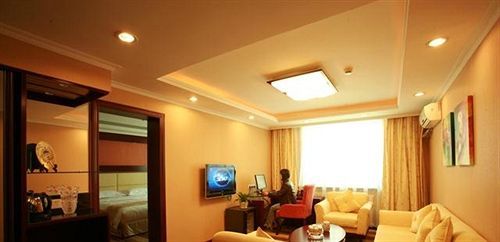 Southwest Hotel - Урумчи Экстерьер фото